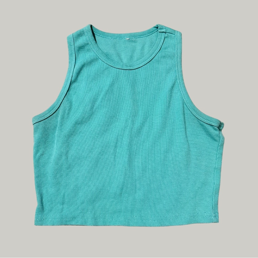 EUC Essential Ribbed Crop Top